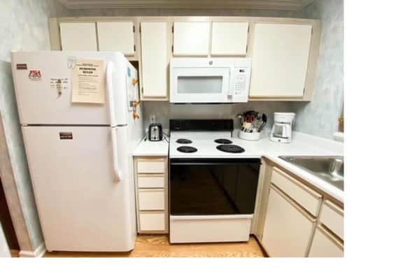 D2 Bishop on the Green 2 BR 2 BA Condo Golf Course